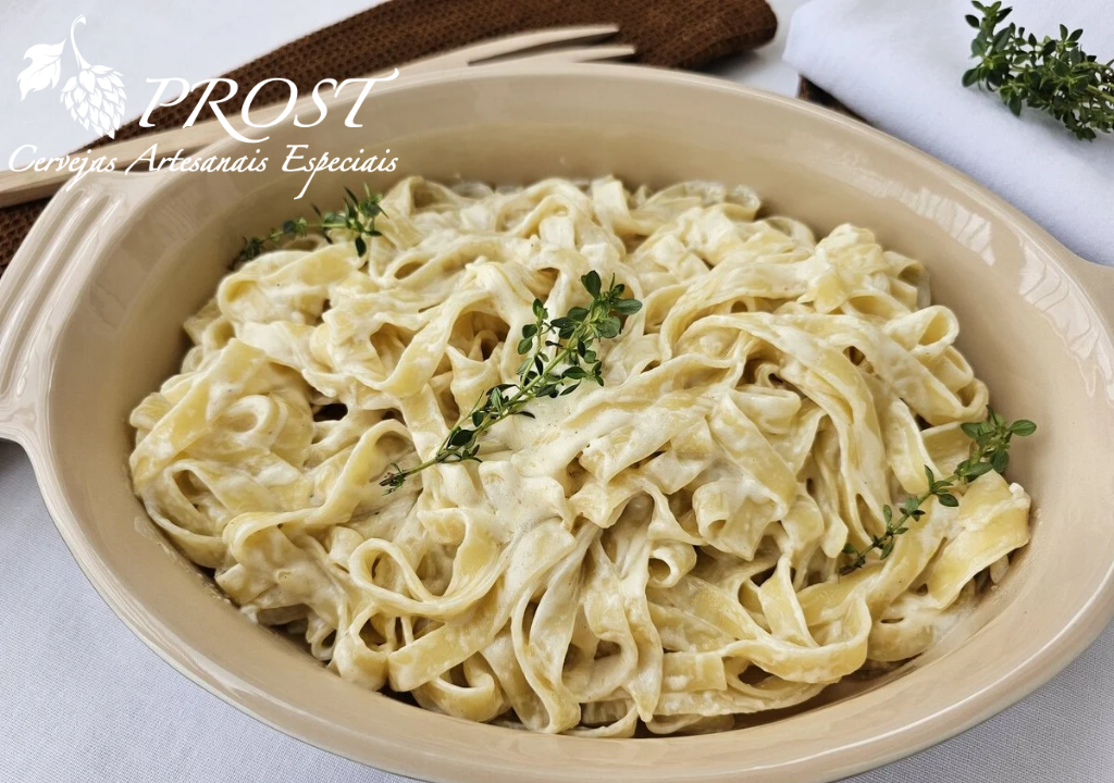 No momento, você está visualizando Fettuccine Alfredo Tradicional e as Melhores Harmonizações